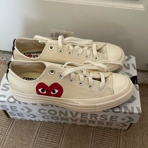 Converse x Comme des garçons play